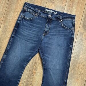 Wrangler Retro Slim Boot Dark Wash Blue Jeans Mens 38x28.5 (tag 38x30)
